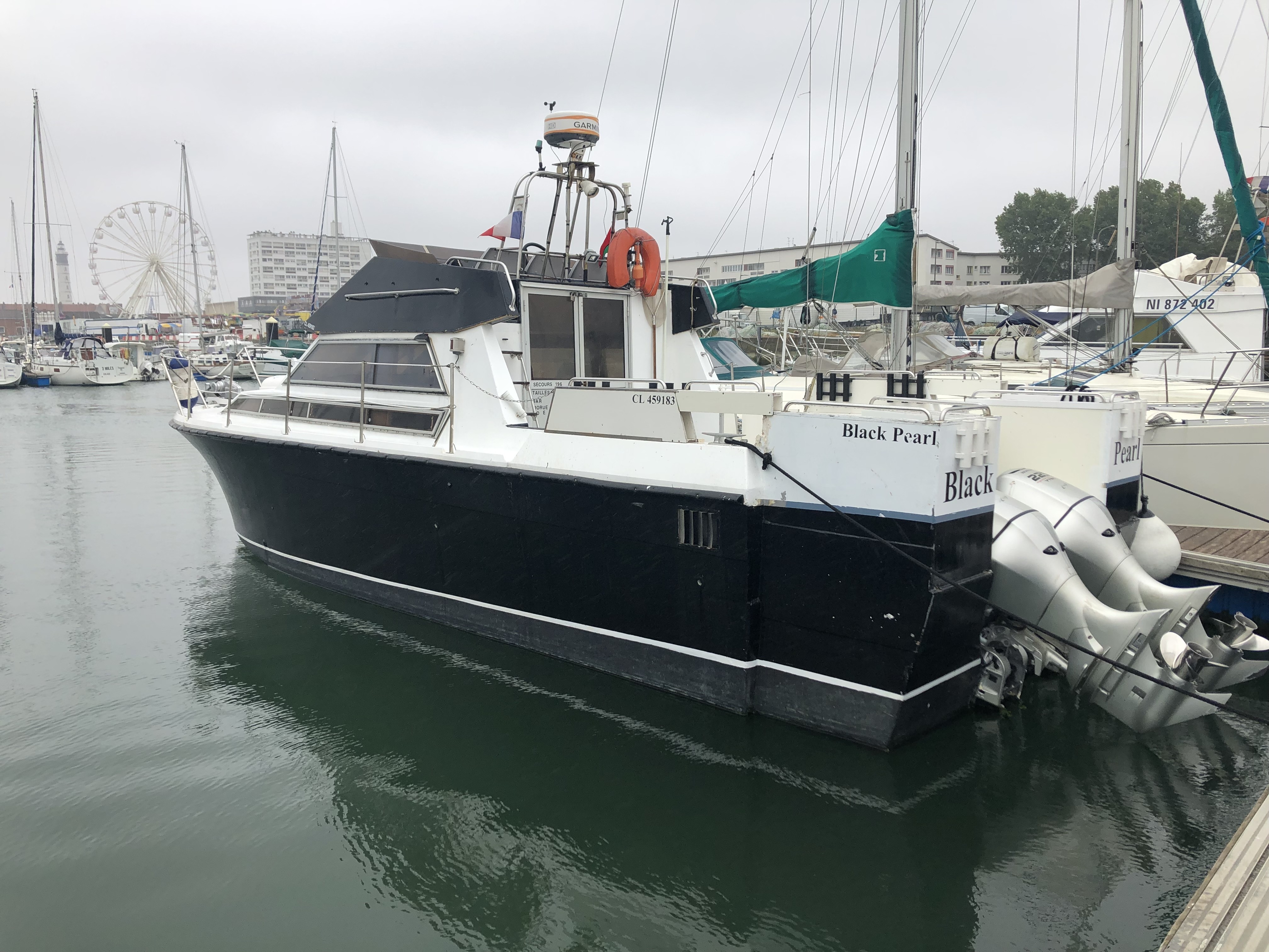 BATEAU BLACK PEARL PECHE EN MER CALAIS