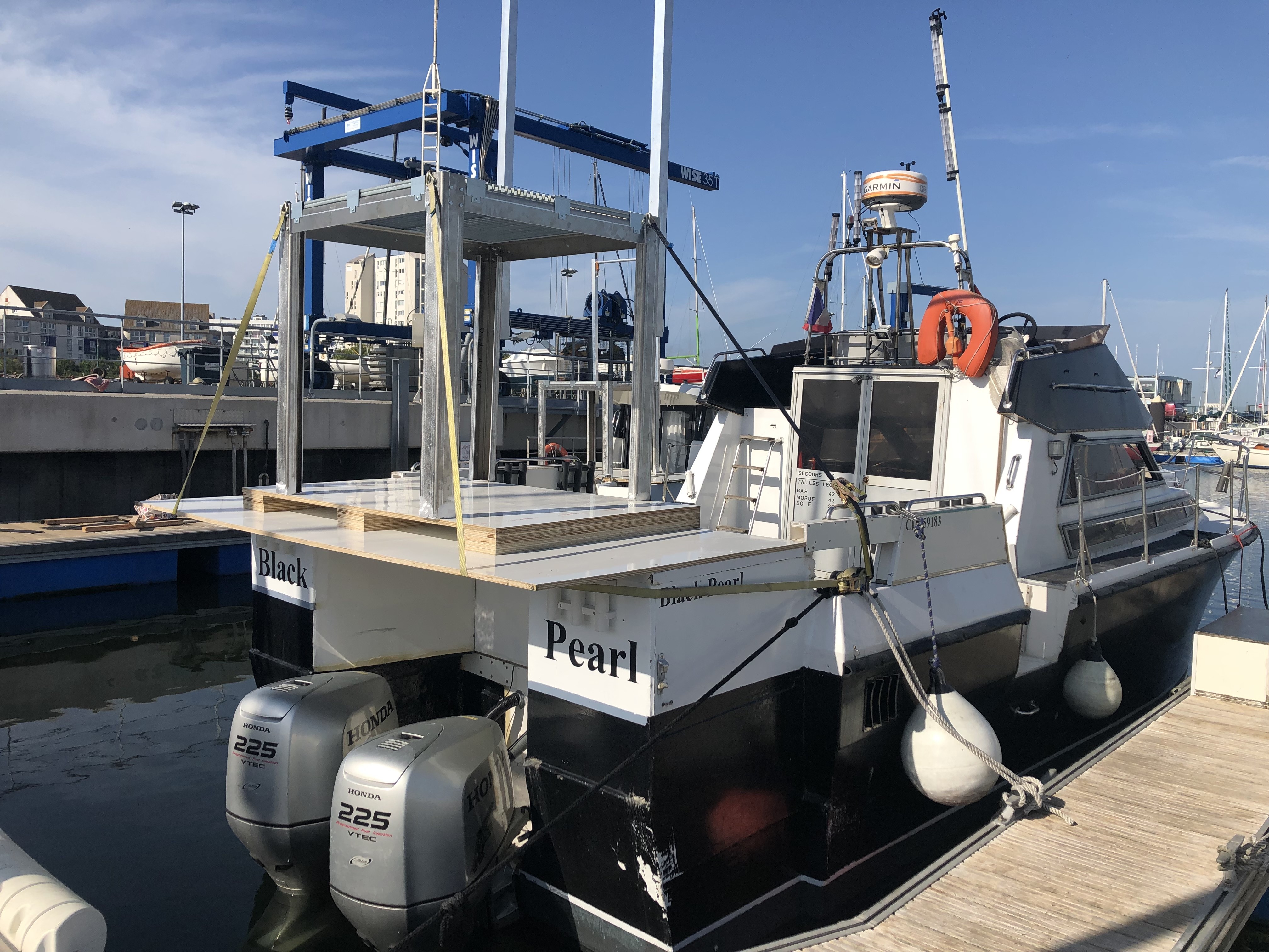 Bateau de sécurité 